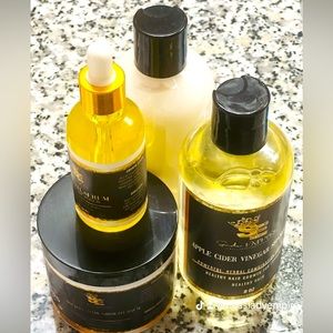 Miracle Hair Growth set
1 hair growth oil, shampoo, conditioner and balm(pomade)